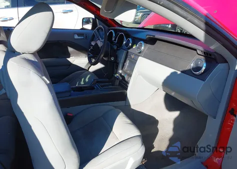 2008 Ford Mustang V6 Deluxe/V6 Premium from USA, damaged, VIN 1ZVHT80N285182039